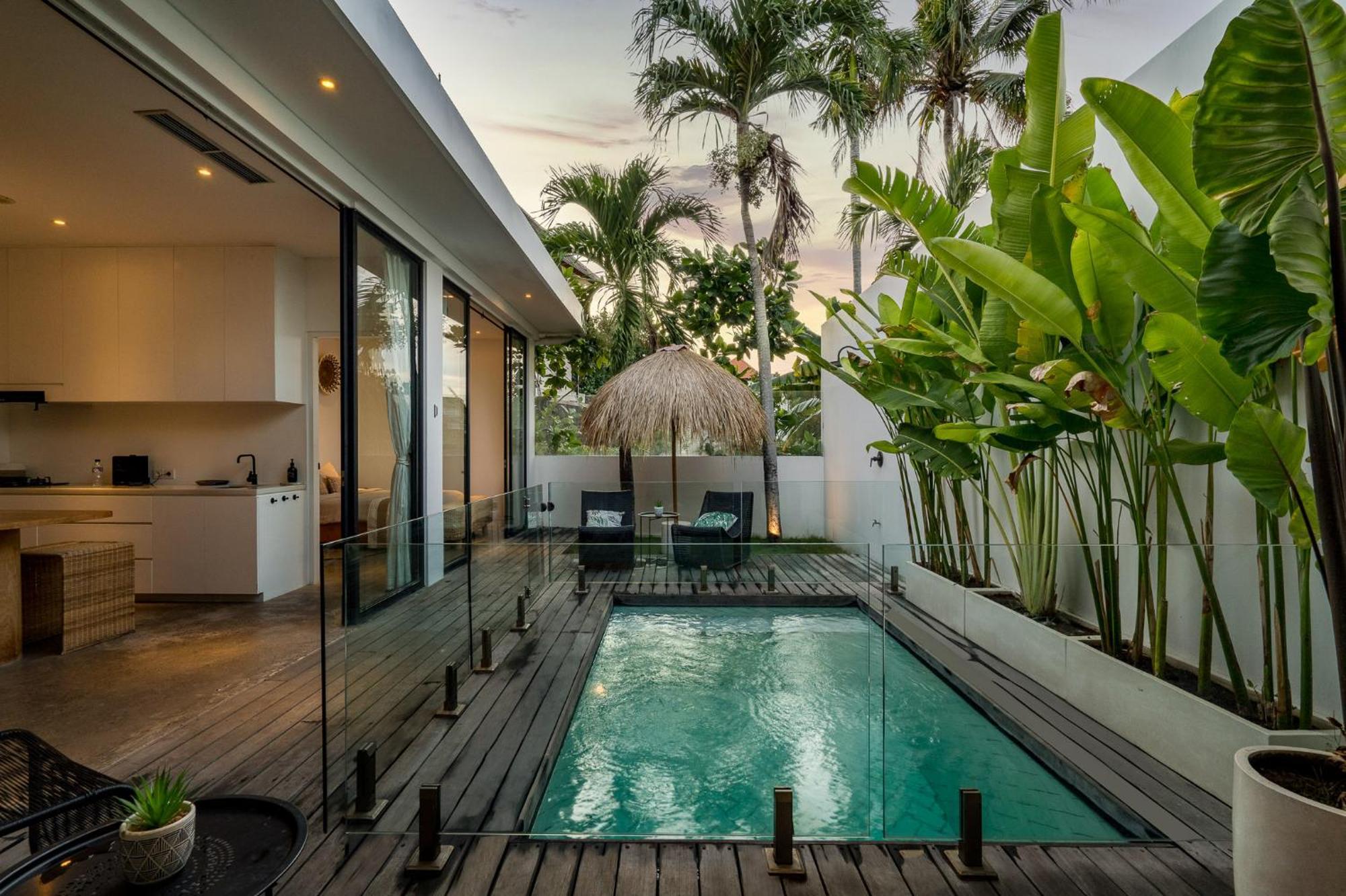 Reif 3, Luxury Poolvilla, 2 Bedrooms, 100m2, Near Canggu, Quiet Location * Canggu