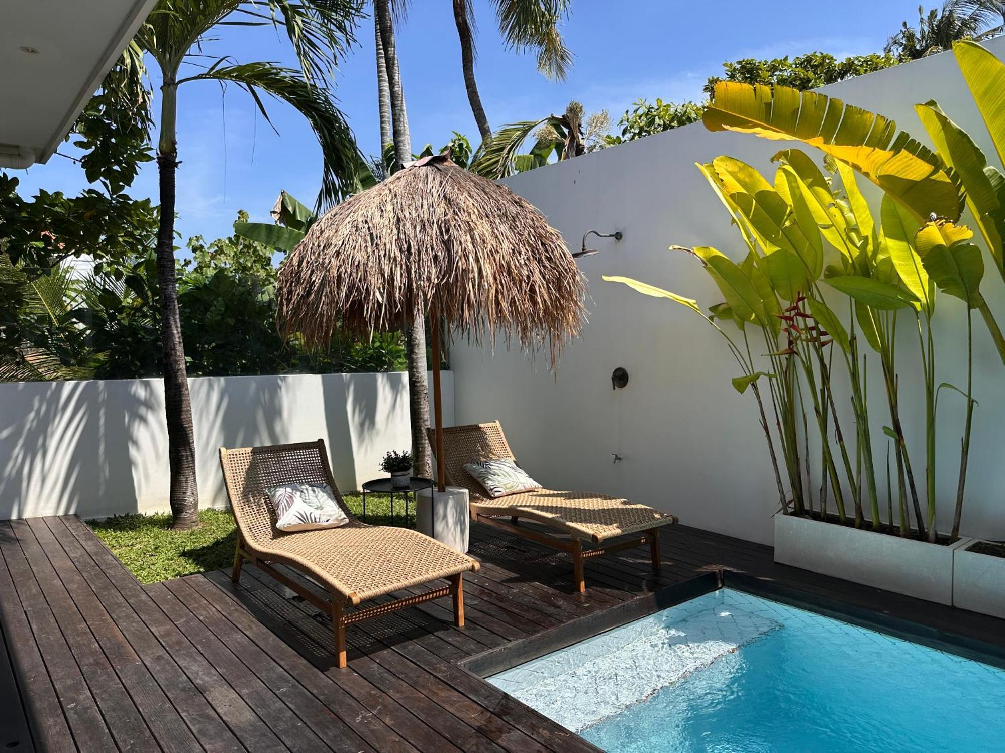 Reif 3, Luxury Poolvilla, 2 Bedrooms, 100m2, Near Canggu, Quiet Location Villa